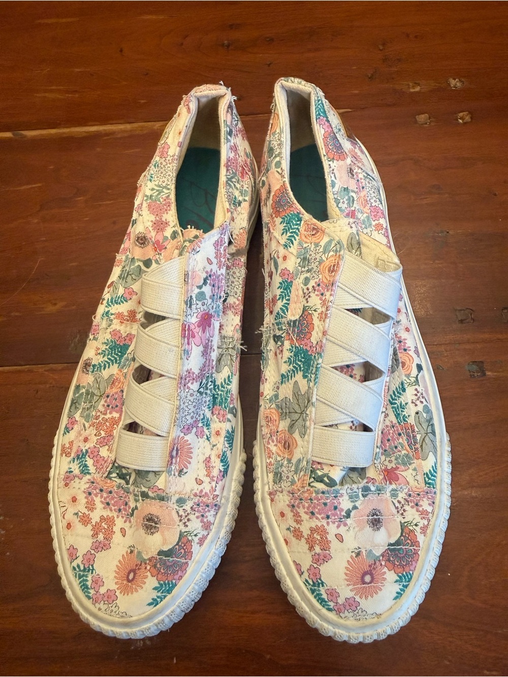Floral Slip-On Canvas Sneakers - Pink Multicolor